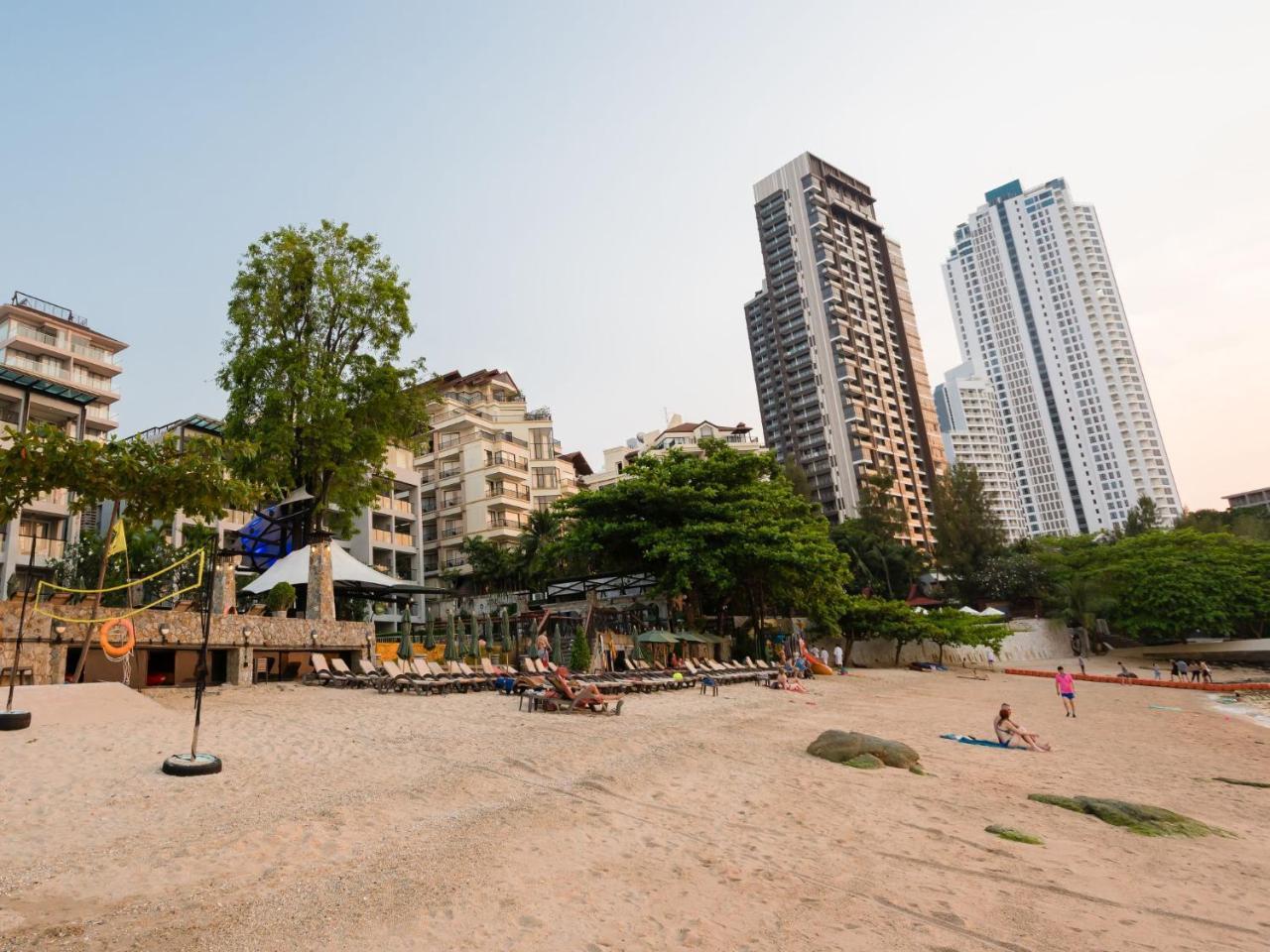 Club Royal Wongamat Apartment Pattaya Ngoại thất bức ảnh