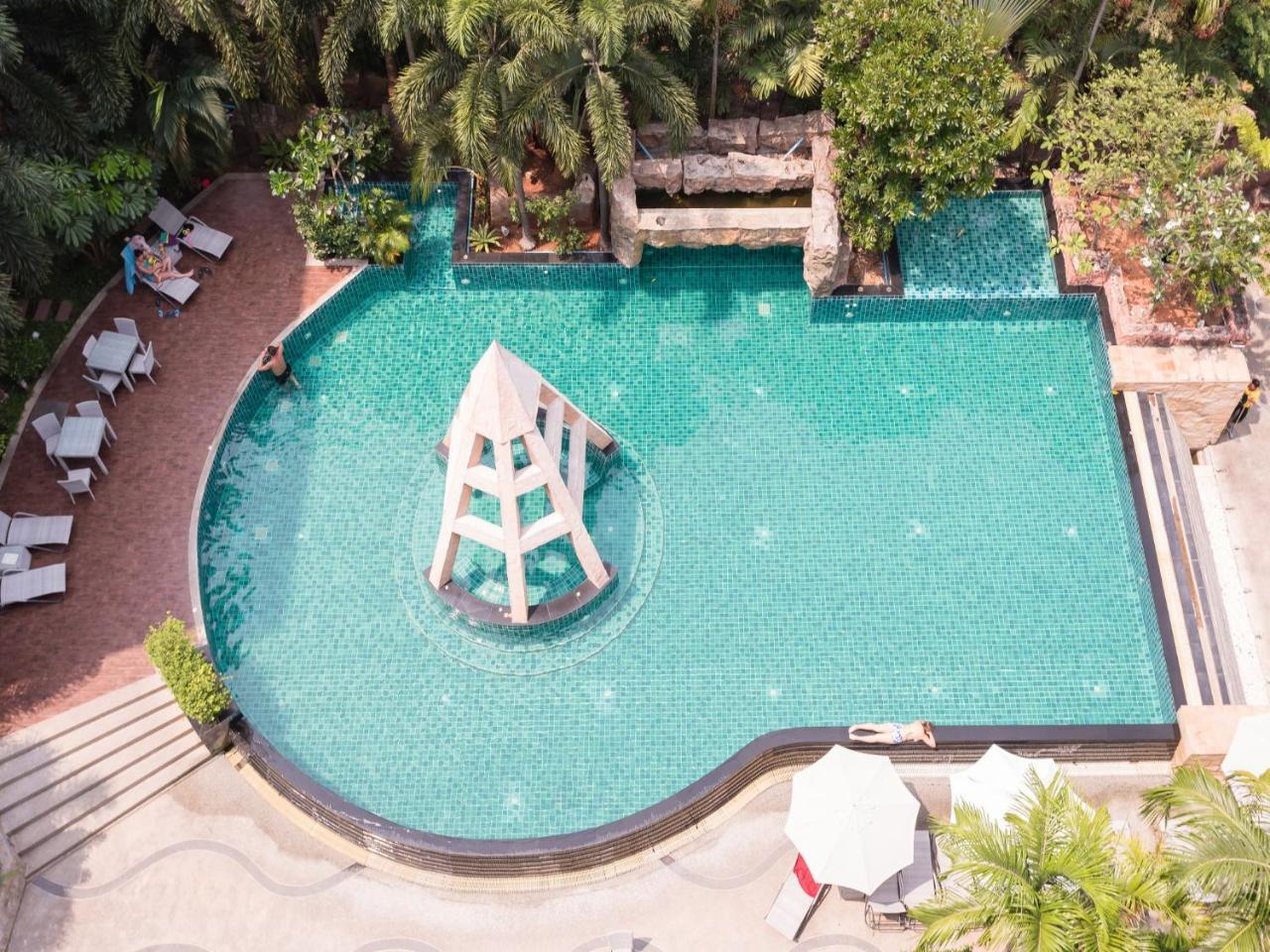 Club Royal Wongamat Apartment Pattaya Ngoại thất bức ảnh